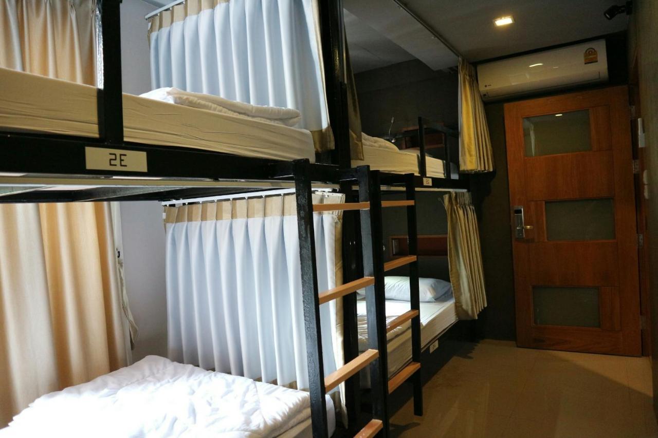 The Campus Hostel Bangkok Exterior foto